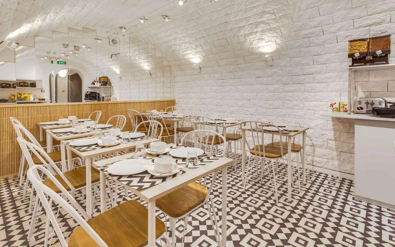 Carladez Cambronne Hotel Paris