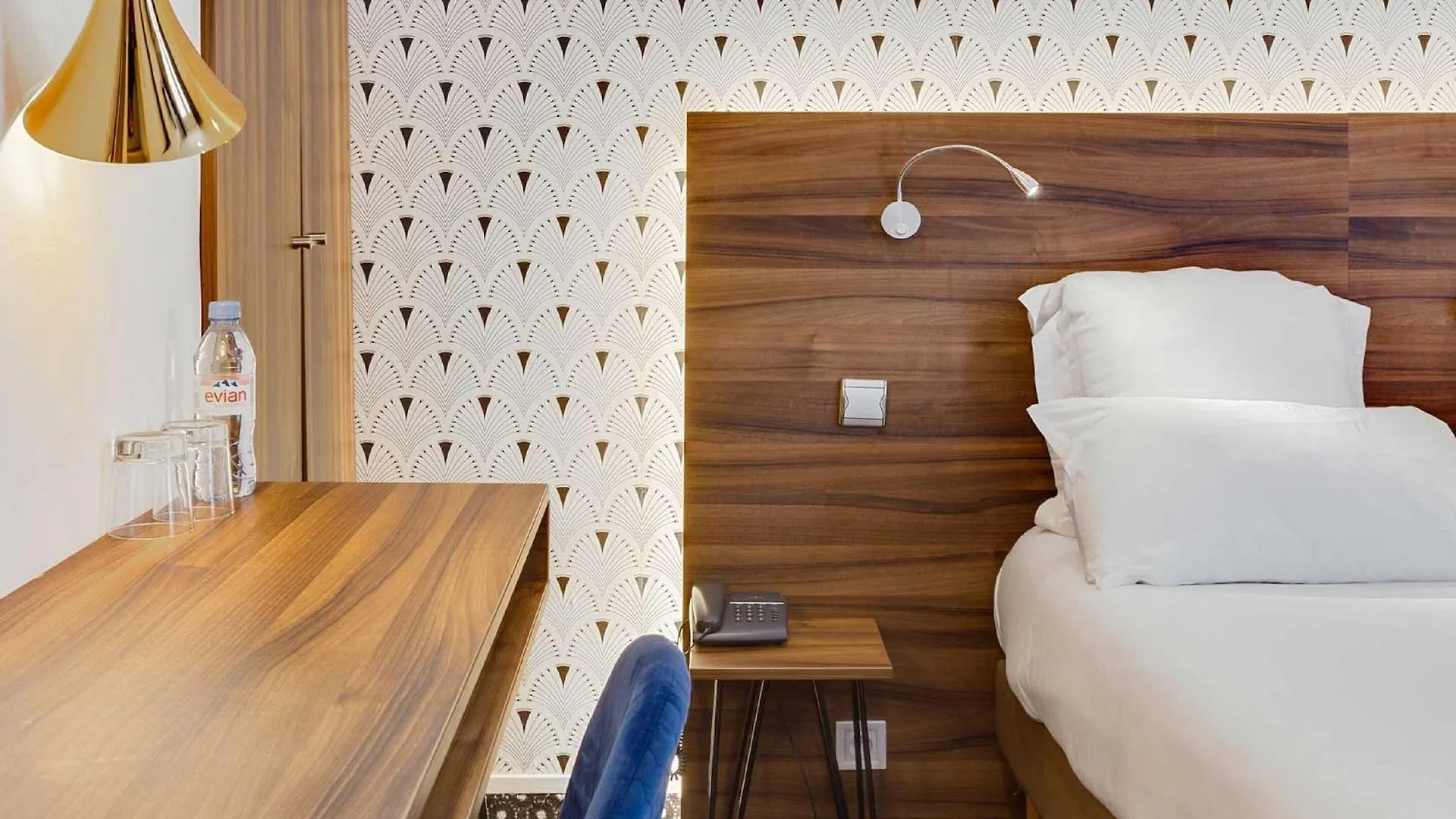 Otel Carladez Cambronne Paris