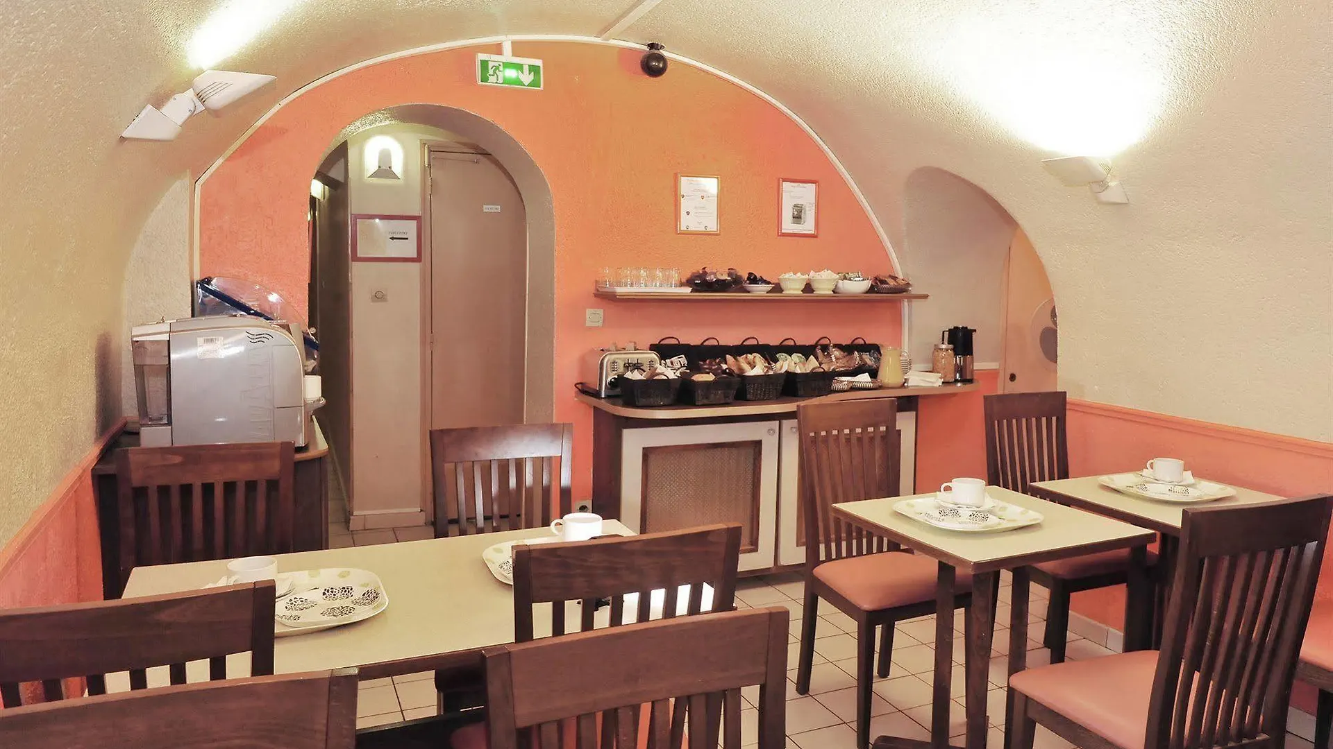 Otel Carladez Cambronne