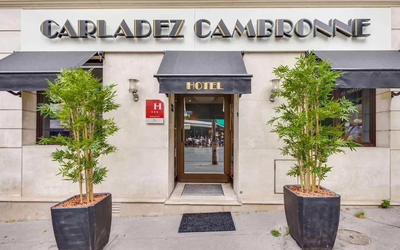 Otel Carladez Cambronne 3*